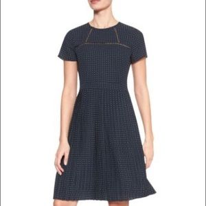 BANANA REPUBLIC FACTORY polka-dot pleated dress